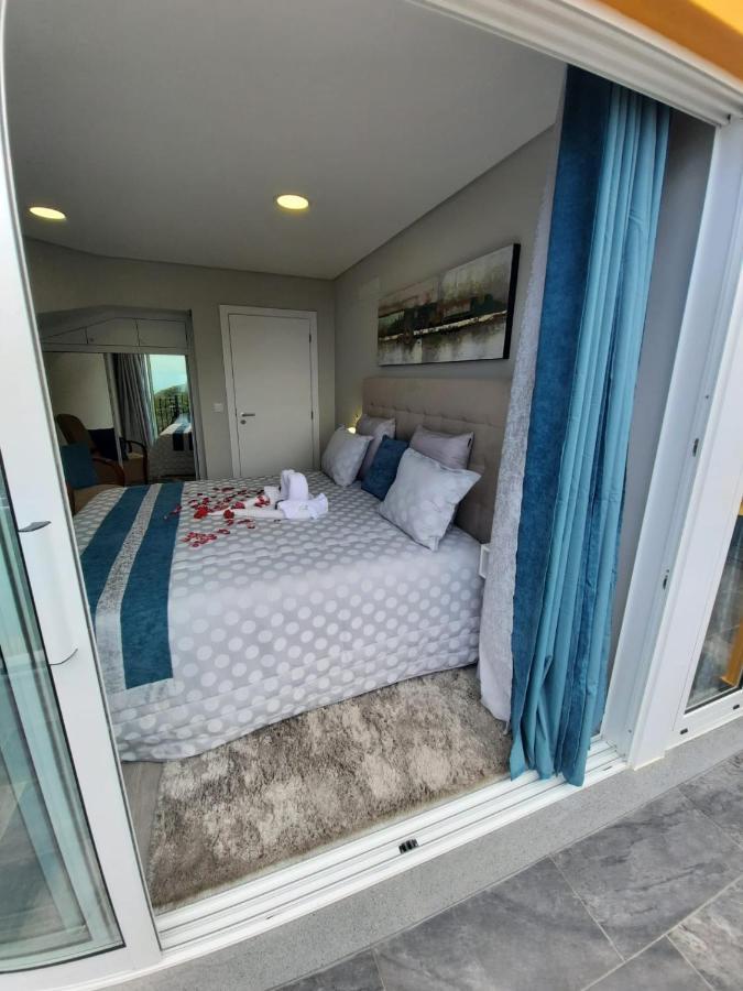 Appartement Zeza'S Sky à Calheta  Extérieur photo