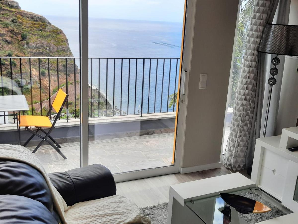 Appartement Zeza'S Sky à Calheta  Extérieur photo